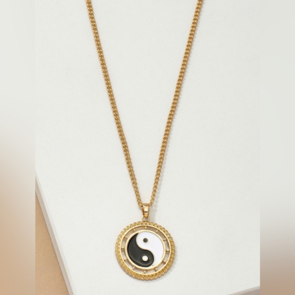 Yin yang circle disk pendant necklace